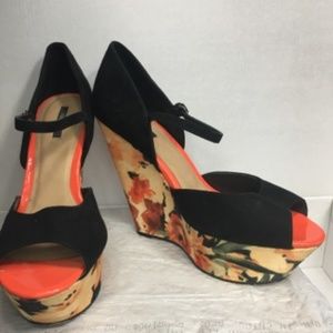 Floral Wedges